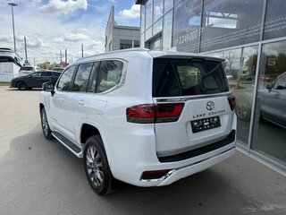 2025 Toyota Land Cruiser 300 Series, белый, 19000000 рублей, вид 2