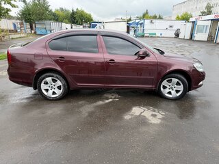 2010 Skoda Octavia II (A5) Рестайлинг, пурпурный, 850000 рублей, вид 4