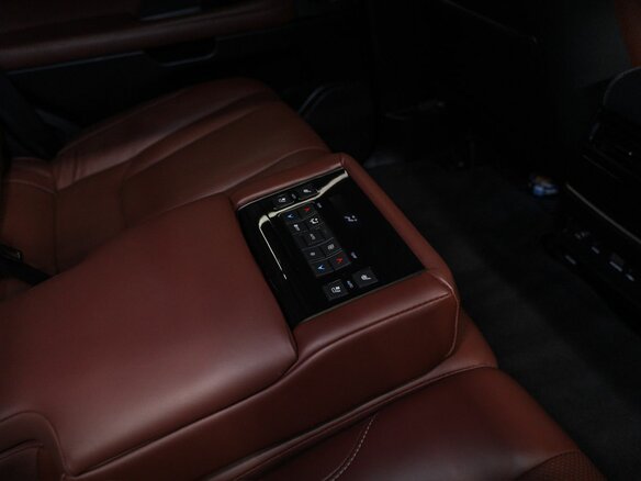 2018 Lexus LX 570 III Рестайлинг 2, синий, 9994000 рублей - вид 31
