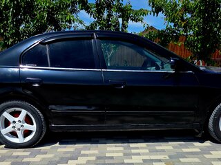 2003 Mitsubishi Galant VIII Рестайлинг, чёрный, 350000 рублей, вид 4