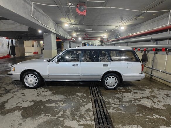 1990 Toyota Crown VIII (S130), серый, 550000 рублей - вид 4