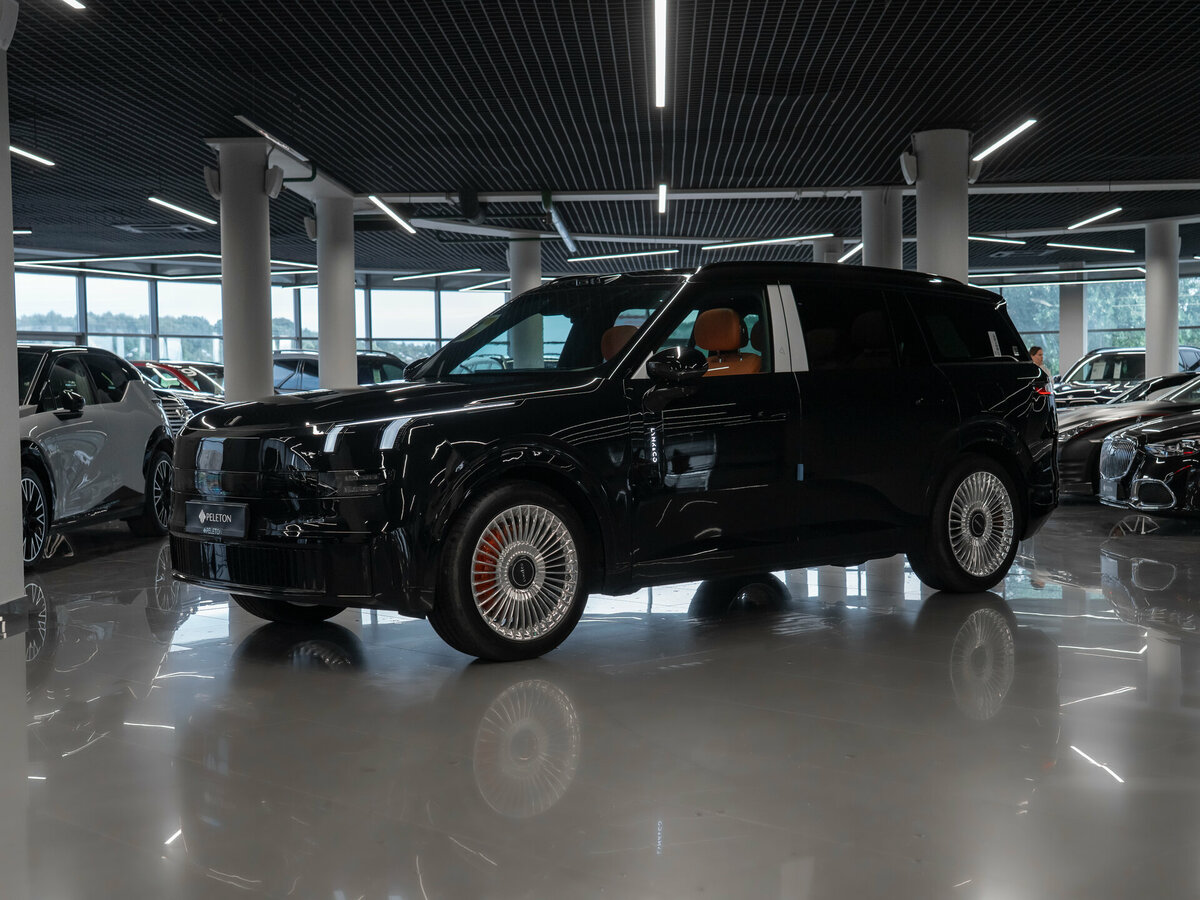 Открыть фотографии: Lynk & Co 900