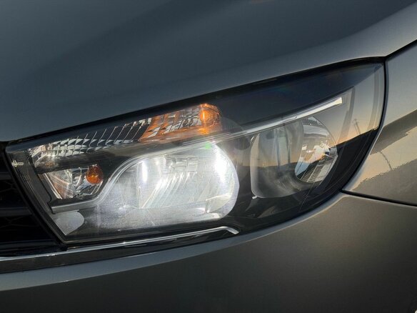 2020 Lada (ВАЗ) Vesta I, серый, 1120000 рублей - вид 5