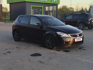 2010 Kia Ceed I Рестайлинг, чёрный, 450000 рублей, вид 3