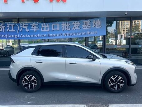 2026 Changan Qiyuan Q05 51.9 kWh II, серебристый, 1810000 рублей, вид 3