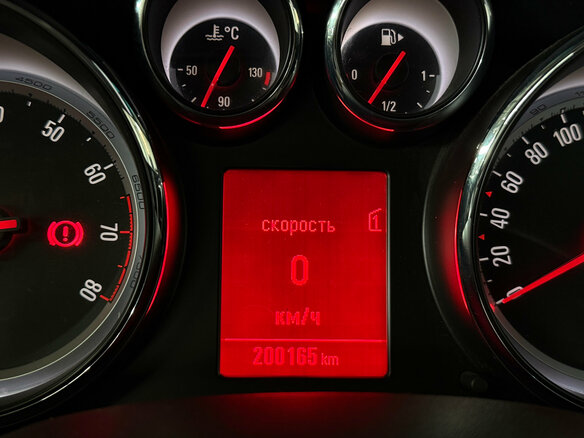 2013 Opel Astra GTC J Рестайлинг, красный, 847000 рублей - вид 9