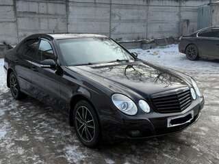 2006 Mercedes-Benz E-Класс 200 III (W211, S211) Рестайлинг, чёрный, 1050000 рублей, вид 1