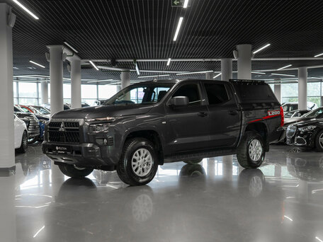 Mitsubishi L200 VI