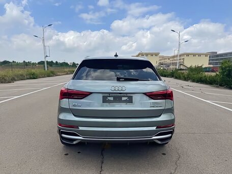 2023 Audi Q3 35 TFSI II (F3), серебристый, 2430000 рублей, вид 5