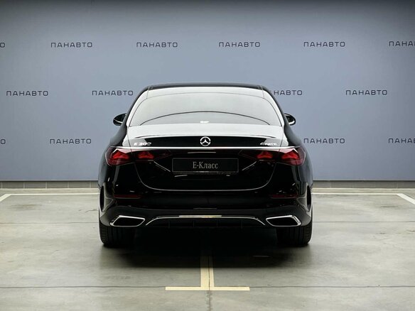 2026 Mercedes-Benz E-Класс 300 VI (W214, S214), чёрный, 9350000 рублей - вид 3