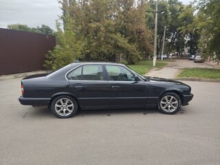 1991 BMW 5 серии 520i III (E34), чёрный, 350000 рублей, вид 4