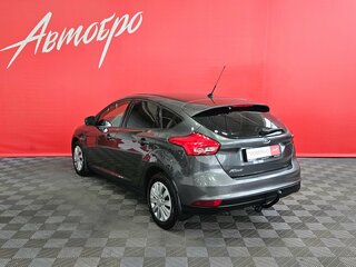 2016 Ford Focus III Рестайлинг, серый, 830000 рублей, вид 3