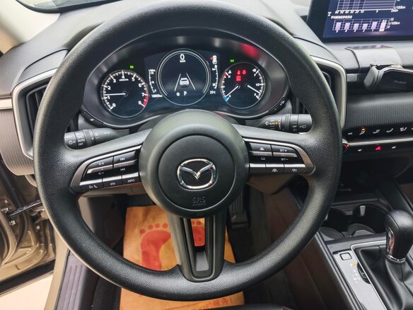 2023 Mazda CX-50, бежевый, 2200000 рублей - вид 10