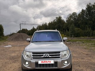 2011 Mitsubishi Pajero IV Рестайлинг 1, серый, 1850000 рублей, вид 2