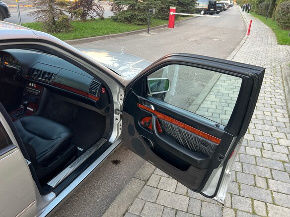 1998 Mercedes-Benz S-Класс 320 III (W140) Рестайлинг, серебристый, 1285000 рублей - вид 17