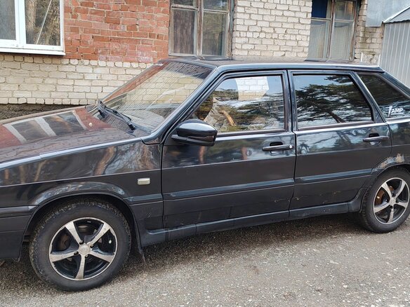 2005 Lada (ВАЗ) 2114, чёрный, 130000 рублей - вид 1