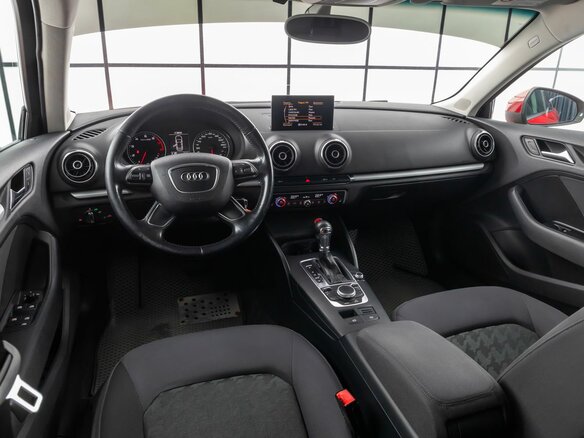 2013 Audi A3 III (8V), красный - вид 8