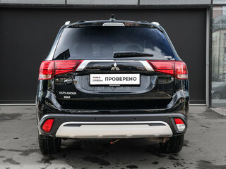 2020 Mitsubishi Outlander III Рестайлинг 3, чёрный, 2450000 рублей, вид 5