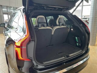 2026 Volvo XC90 B5 II Рестайлинг 2, чёрный, 10950000 рублей, вид 4
