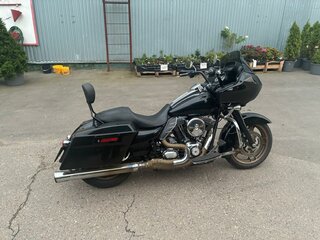 2013 Harley-Davidson Road Glide, чёрный, 850000 рублей, вид 2