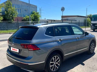 2020 Volkswagen Tiguan Allspace II, серый, 2450000 рублей, вид 4