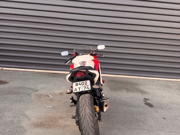 2011 Honda CBR 600F, белый, 670000 рублей - вид 2