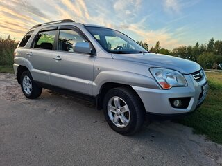2010 Kia Sportage II Рестайлинг, серебристый, 799000 рублей, вид 3