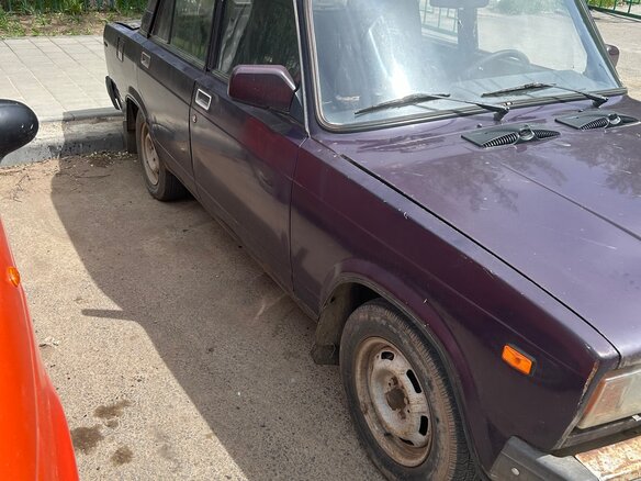 2004 Lada (ВАЗ) 2107, фиолетовый, 75000 рублей - вид 1