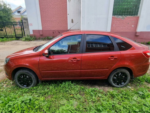 2022 Lada (ВАЗ) Granta I Рестайлинг, красный, 700000 рублей - вид 4