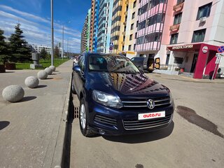 2013 Volkswagen Touareg II, синий, 2050000 рублей, вид 4