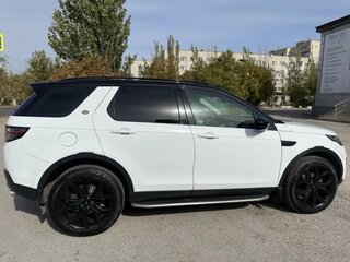 2015 Land Rover Discovery Sport I, белый, 2000000 рублей, вид 3