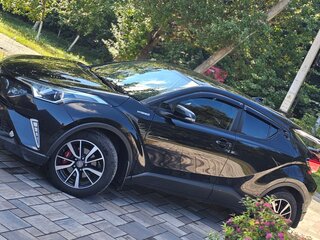 2019 Toyota C-HR I, чёрный, 2600000 рублей, вид 2