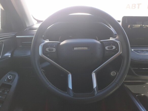 2023 Haval Jolion I, красный, 1517900 рублей - вид 15