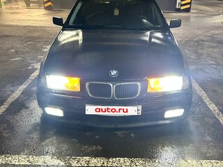 1997 BMW 3 серии Compact 316i III (E36), чёрный, 600000 рублей, вид 3