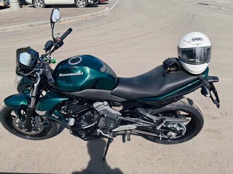2010 Kawasaki ER-6N, зелёный, 340000 рублей, вид 5