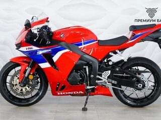2025 Honda CBR 600RR, красный, 1327000 рублей, вид 2