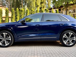 2019 Audi Q8 55 TFSI I (4M), синий, 5400000 рублей, вид 5