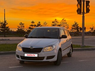 2012 Skoda Fabia II Рестайлинг, белый, 560000 рублей, вид 1
