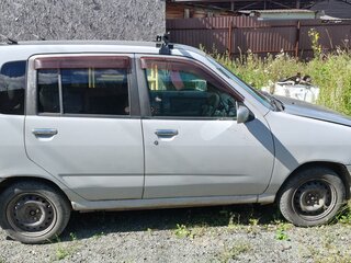 2001 Nissan Cube I Рестайлинг (Z10), серый, 190000 рублей, вид 3