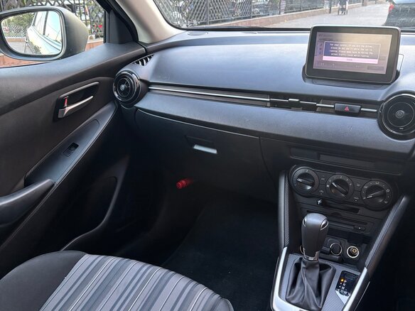2021 Mazda 2 III (DJ) Рестайлинг, коричневый, 1190000 рублей - вид 8