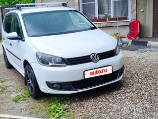 2014 Volkswagen Touran I Рестайлинг 2, белый, 700000 рублей, вид 2