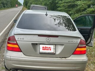 2003 Mercedes-Benz E-Класс 320 III (W211, S211), серебристый, 1550000 рублей, вид 4