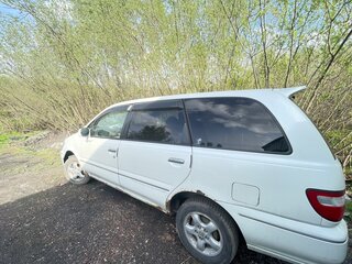 1998 Nissan Presage I, белый, 300000 рублей, вид 3