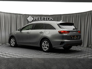2022 Kia Ceed III Рестайлинг, серый, 2270000 рублей, вид 4
