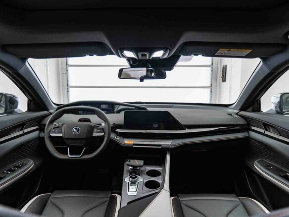 2024 Changan UNI-V I, серый, 2600000 рублей - вид 6