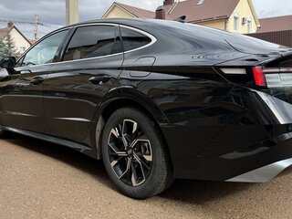 2024 Hyundai Sonata VIII (DN8) Рестайлинг, чёрный, 3900000 рублей, вид 5