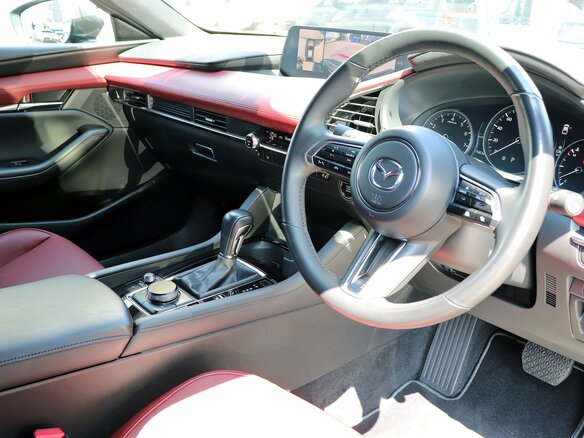 2022 Mazda 3 IV (BP), серебристый, 1209000 рублей - вид 6