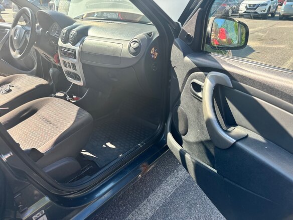 2010 Renault Logan I Рестайлинг, серый, 366000 рублей - вид 11