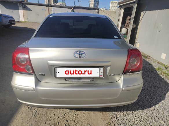 2006 Toyota Avensis II, серый, 700000 рублей - вид 2