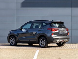 2020 Kia Seltos I, серый, 1995000 рублей, вид 4